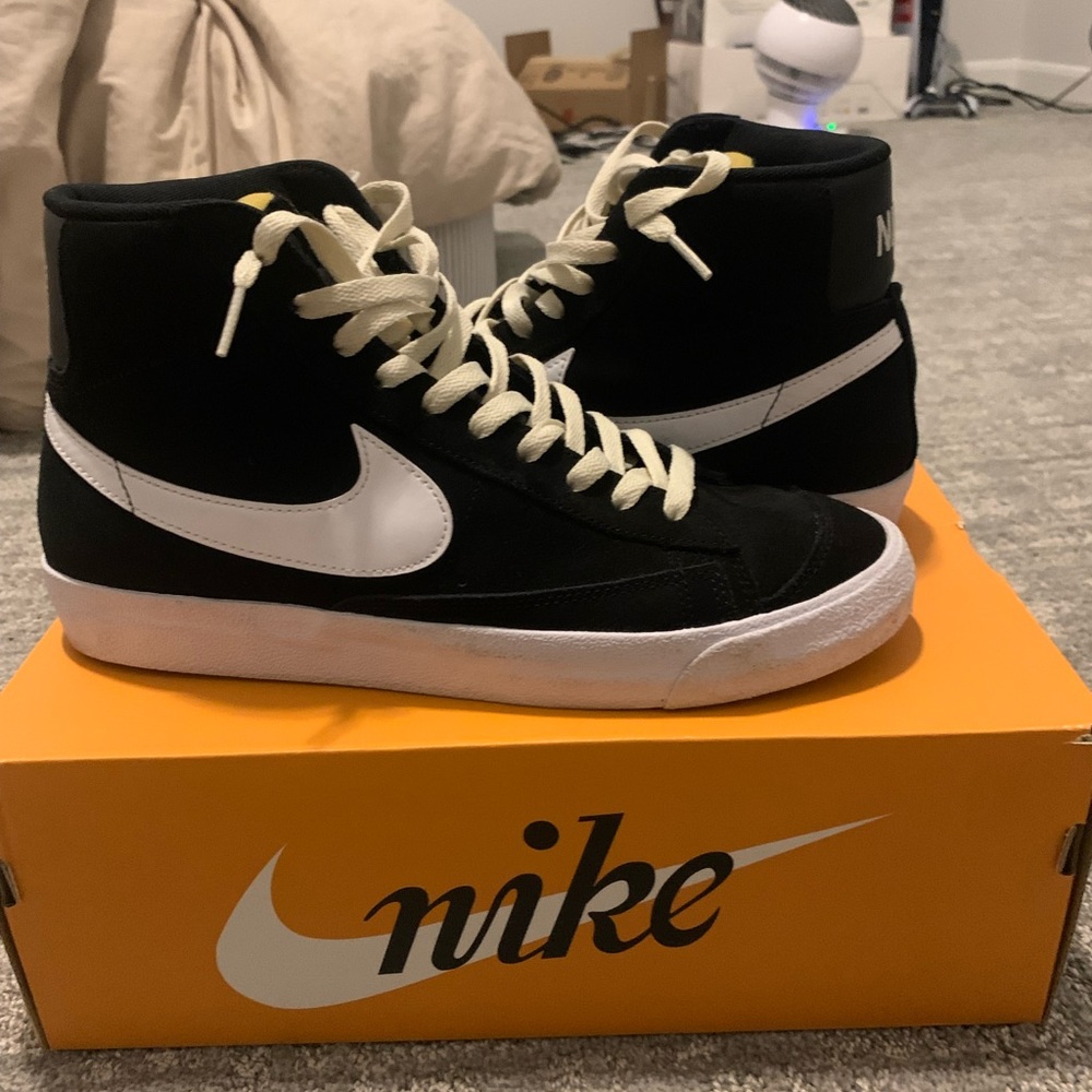 Nike Blazers Black Suede